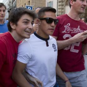 Alexis llega lesionado de Chile Alexis llega lesionado de Chile