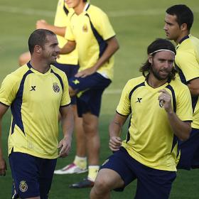 El gol en Vila-real es cosa de Pandiani y Cavenaghi El gol en Vila-real es cosa de Pandiani y Cavenaghi