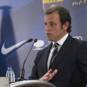 Rosell: "Sería una irresponsabilidad no mejorarle a Messi" Rosell: "Sería una irresponsabilidad no mejorarle a Messi"