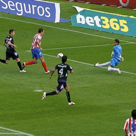Godín rememoró con su gol su niñez de atacante Godín rememoró con su gol su niñez de atacante