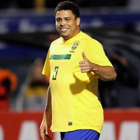 Ronaldo: "Estoy derrotado, no soporto esta barriga" Ronaldo: "Estoy derrotado, no soporto esta barriga"