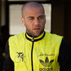 Alves sobre el PSG: "Las puertas se dejan entreabiertas" Alves sobre el PSG: "Las puertas se dejan entreabiertas"
