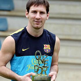 Lionel Messi wins the 'Onze d'Or' for third consecutive year Lionel Messi wins the 'Onze d'Or' for third consecutive year