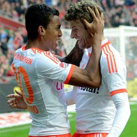 Bayern y Borussia Dortmund siguen sumando victorias Bayern y Borussia Dortmund siguen sumando victorias