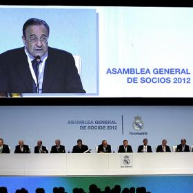 Florentino: "Mourinho es el mejor, se identifica con el club" Florentino: "Mourinho es el mejor, se identifica con el club"