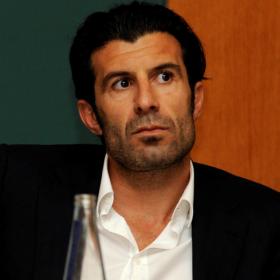 Figo en 'Al Jazeera Sport': "A Raúl le echaron del Madrid" Figo en 'Al Jazeera Sport': "A Raúl le echaron del Madrid"