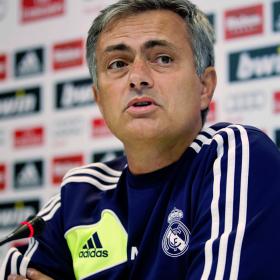 Mou: "¿Árbitros? Ya han pasado cosas y no se ha dicho nada" Mou: "¿Árbitros? Ya han pasado cosas y no se ha dicho nada"