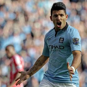 El Manchester City vapulea al Sunderland y acecha el liderato El Manchester City vapulea al Sunderland y acecha el liderato
