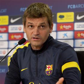 "¿Piqué? No sé si arriesgar; no soy muy partidario de infiltrar" "¿Piqué? No sé si arriesgar; no soy muy partidario de infiltrar"