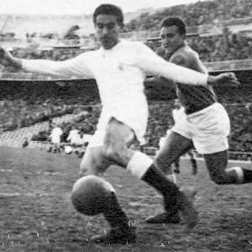 Fallece el ex jugador del Real Madrid Rafael Lesmes Fallece el ex jugador del Real Madrid Rafael Lesmes