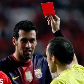 La UEFA sanciona a Sergio Busquets con dos partidos La UEFA sanciona a Sergio Busquets con dos partidos