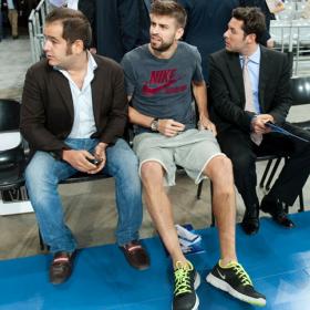 Piqué: "Ahora parece que Mourinho busca en su casa" Piqué: "Ahora parece que Mourinho busca en su casa"