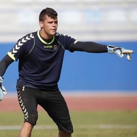 El vestuario bendice la aparición de Alejandro El vestuario bendice la aparición de Alejandro
