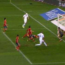 Gol mal anulado a Menez Gol mal anulado a Menez