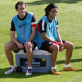 Godín: "Falcao es el delantero más en forma ahora mismo" Godín: "Falcao es el delantero más en forma ahora mismo"