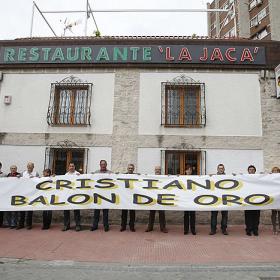 Pancarta en el Bernabéu para reforzar a Cristiano Pancarta en el Bernabéu para reforzar a Cristiano