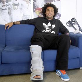 Van Dijk operó a Marcelo Van Dijk operó a Marcelo