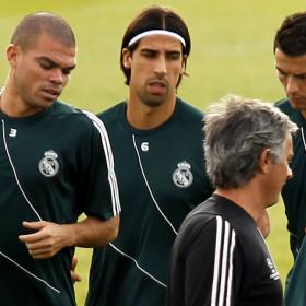 Khedira trabaja con el grupo pensando en el Dortmund Khedira trabaja con el grupo pensando en el Dortmund