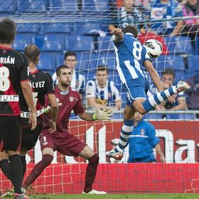 Stuani hace de 'Rifle' para obtener el primer triunfo Stuani hace de 'Rifle' para obtener el primer triunfo