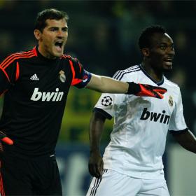 A los internautas no les gusta Essien como lateral izquierdo A los internautas no les gusta Essien como lateral izquierdo