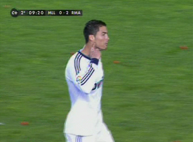 Cristiano se picó con la grada y 'pidió' que le siguieran pitando