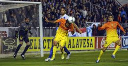 Bartra: "El 0-3 es muy bueno pero en casa lo daremos todo" Bartra: "El 0-3 es muy bueno pero en casa lo daremos todo"