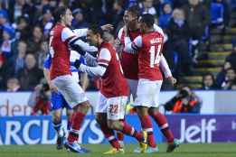 El Arsenal firma la remontada del año ante el Reading (5-7) El Arsenal firma la remontada del año ante el Reading (5-7)
