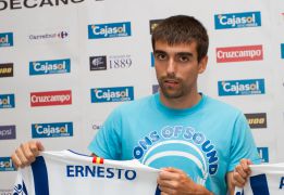 Ernesto: "Es más difícil el partido del Almería que el del Villarreal" Ernesto: "Es más difícil el partido del Almería que el del Villarreal"