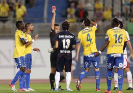 El Rayo Vallecano tira de orgullo y sale vivo de Gran Canaria El Rayo Vallecano tira de orgullo y sale vivo de Gran Canaria