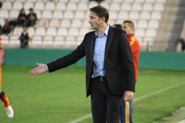 Montanier reconoce que ve la eliminatoria "muy complicada" Montanier reconoce que ve la eliminatoria "muy complicada"