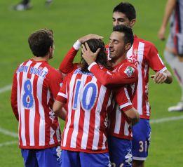 Sangoy y Cuéllar dan la victoria al Sporting contra el Osasuna Sangoy y Cuéllar dan la victoria al Sporting contra el Osasuna