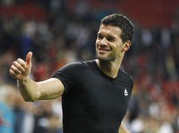 Ballack despide a su abogado por "argumentar sin sentido" Ballack despide a su abogado por "argumentar sin sentido"