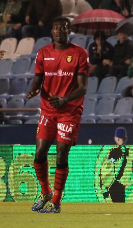Uche es baja para seis meses Uche es baja para seis meses