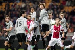 El Ajax encaja ante el Vitesse su primera derrota de la temporada El Ajax encaja ante el Vitesse su primera derrota de la temporada