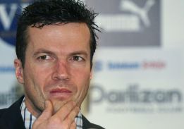 Matthaeus, sobre el Balón de Oro: "Apuesto por Xavi e Iniesta" Matthaeus, sobre el Balón de Oro: "Apuesto por Xavi e Iniesta"