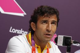 Milla: "En el Madrid hay pocas posibilidades para los de casa" Milla: "En el Madrid hay pocas posibilidades para los de casa"