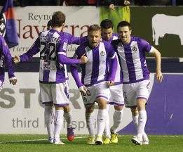 Ebert, seguido por el Valencia Ebert, seguido por el Valencia