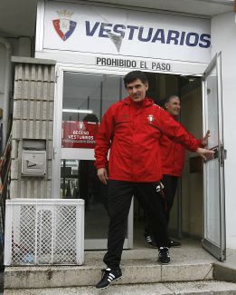Mendilibar: "No firmamos para toda la vida en un equipo" Mendilibar: "No firmamos para toda la vida en un equipo"