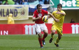 El Villarreal dominó a un Murcia que encontró premio al final El Villarreal dominó a un Murcia que encontró premio al final