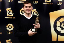 Casillas, Ramos y Alonso reciben "agradecidos" los premios LFP Casillas, Ramos y Alonso reciben "agradecidos" los premios LFP