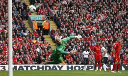 Pepe Reina entra en los planes del Arsenal de Wenger Pepe Reina entra en los planes del Arsenal de Wenger