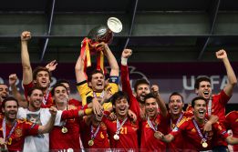 La Roja cierra invicta el año 2012: 13 victorias y tres empates La Roja cierra invicta el año 2012: 13 victorias y tres empates