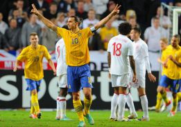 La FIFA descarta el golazo de Ibra para el Premio Puskas La FIFA descarta el golazo de Ibra para el Premio Puskas