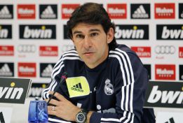 Karanka: "Benzema da pase y movimiento; con gol es perfecto" Karanka: "Benzema da pase y movimiento; con gol es perfecto"