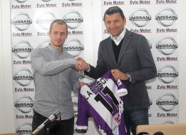 Larsson "He seguido al equipo y creo que puedo aportar" Larsson "He seguido al equipo y creo que puedo aportar"