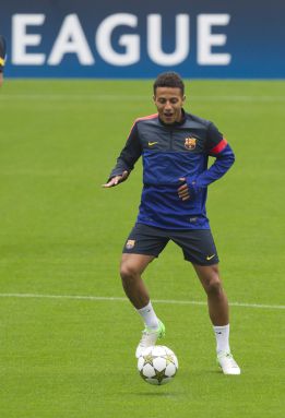 El Barcelona entrena con el filial y vuelven Thiago y Adriano El Barcelona entrena con el filial y vuelven Thiago y Adriano