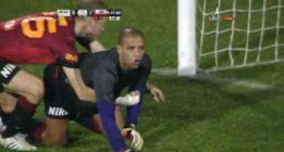 El centrocampista Felipe Melo paró un penalti en Turquía El centrocampista Felipe Melo paró un penalti en Turquía