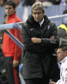 Pellegrini, enfadado: "Sin actitud no se puede jugar al fútbol" Pellegrini, enfadado: "Sin actitud no se puede jugar al fútbol"
