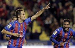 Al Levante le vale una buena segunda parte para pasar Al Levante le vale una buena segunda parte para pasar