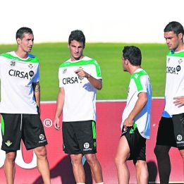 Mel incluye en su lista contra el Deportivo a dos canteranos Mel incluye en su lista contra el Deportivo a dos canteranos
